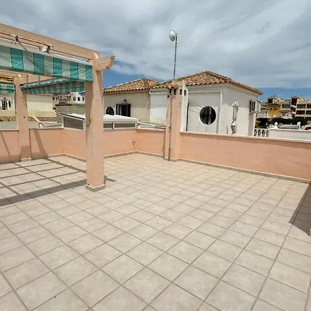 House With A Large Outside Space * Orihuela