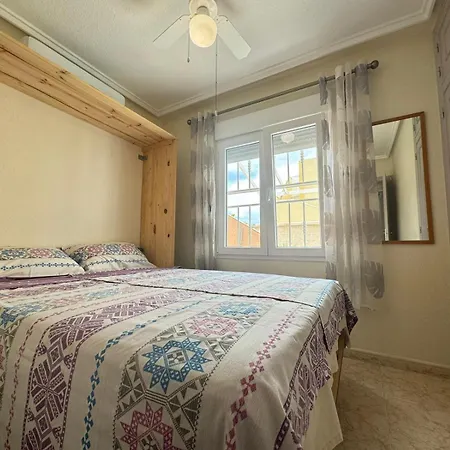 House With A Large Outside Space * Orihuela